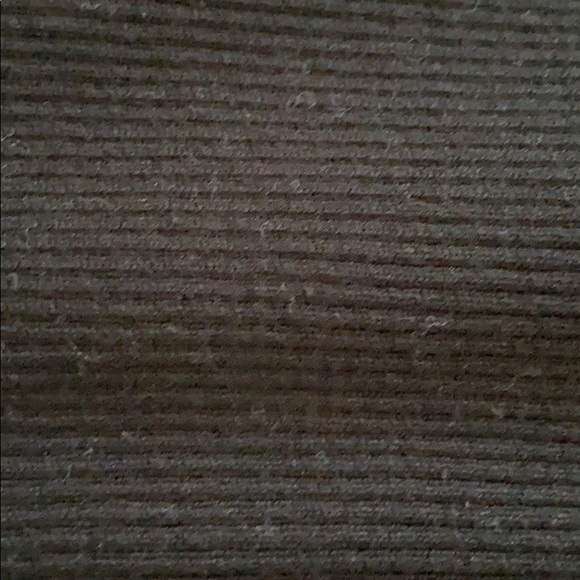 black crop shirt, material is a thicker knit! - Picture 3 of 3